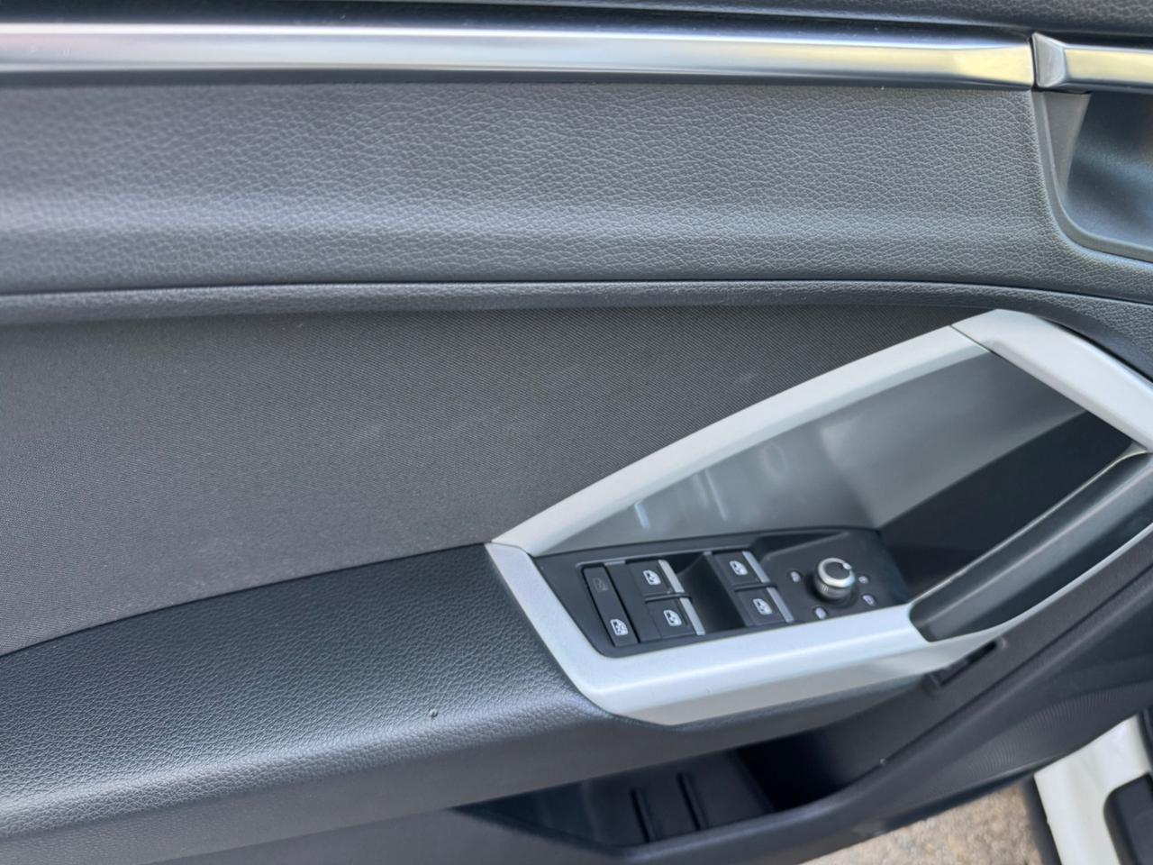 Audi Q3 35 TDI quattro S tronic line edition