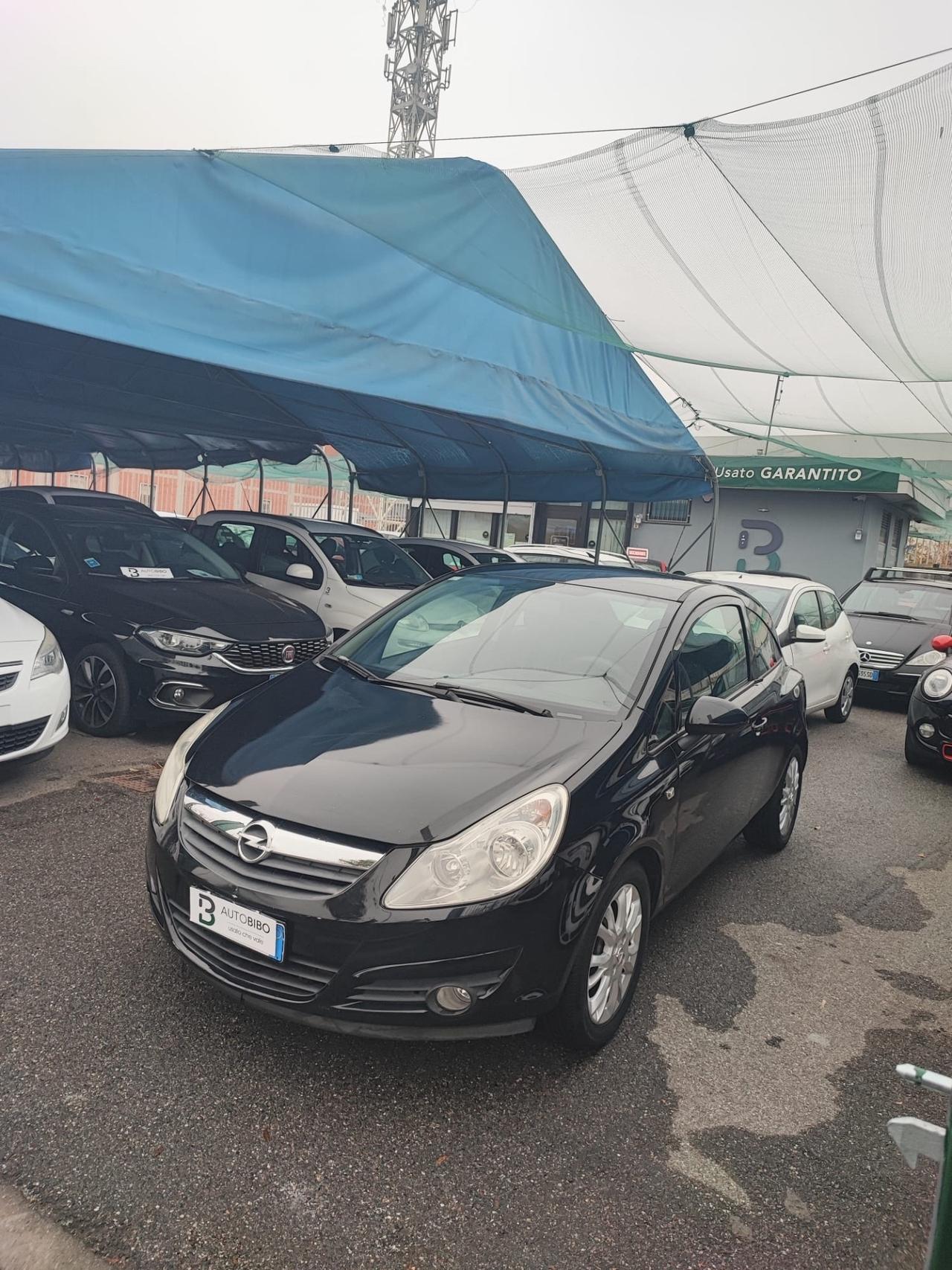 Opel Corsa 1.2 3 porte Sport