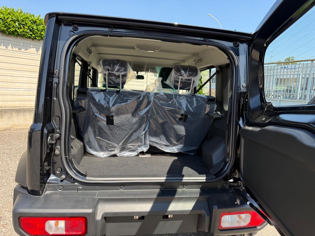 Suzuki Jimny 1.5 *5 PORTE* CAMBIO AUTOMATICO *DISPONIBILI*