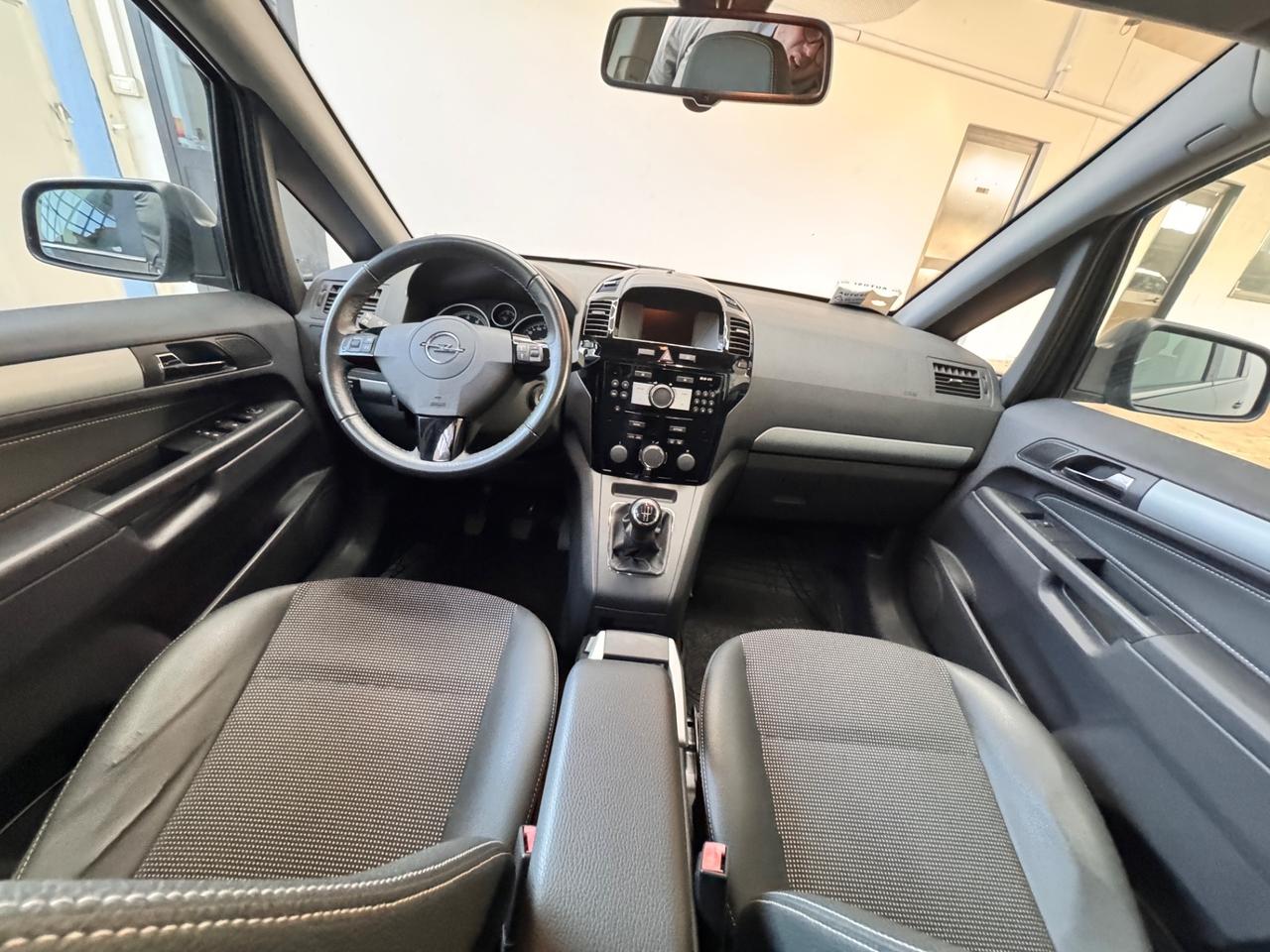 Opel Zafira 1.8 16V GPL-TECH Cosmo