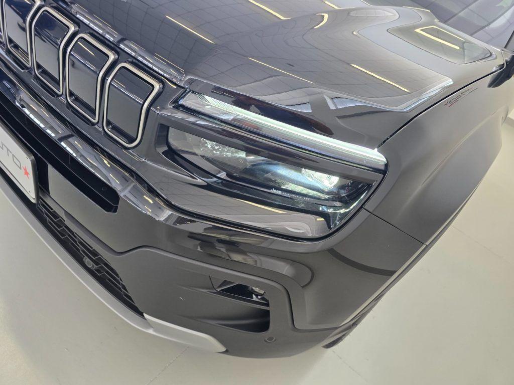 Jeep Avenger 1.2 Turbo 100 CV e-Hybrid Summit