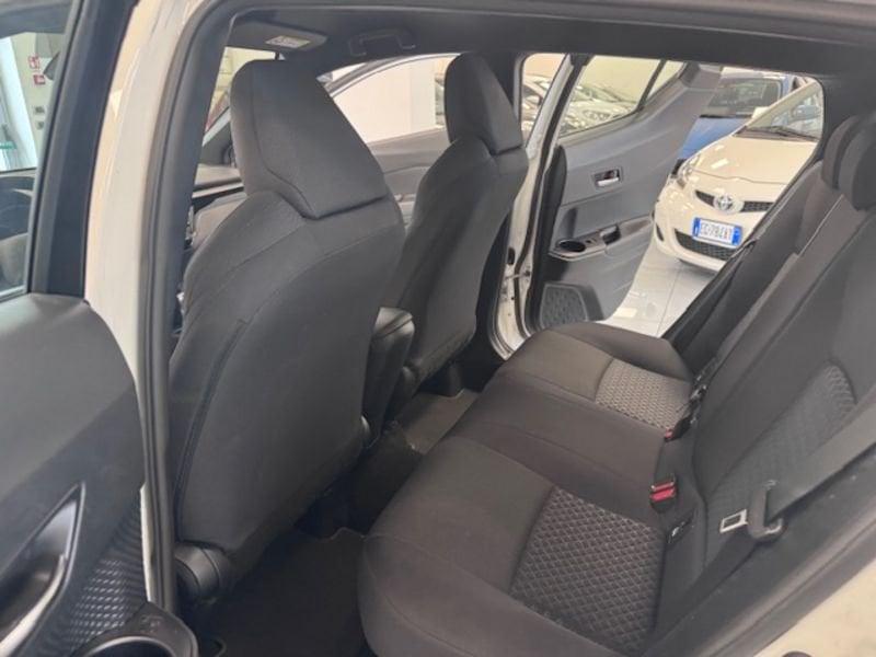 Toyota C-HR 1.8H (122CV) E-CVT Active