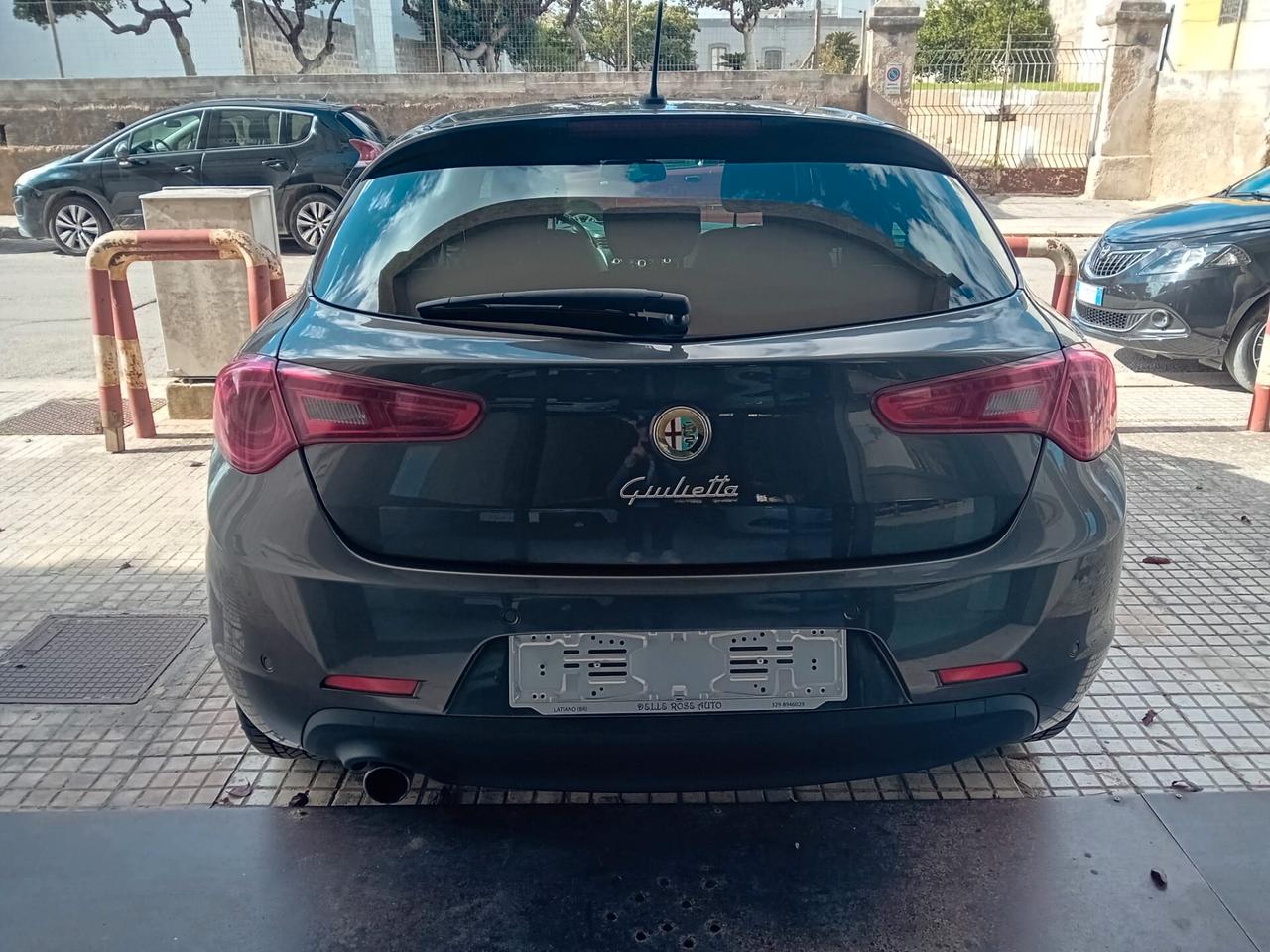Alfa Romeo Giulietta 1.6 JTDm-2 105 CV Distinctive