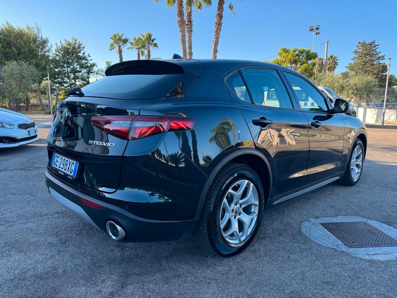 Alfa Romeo Stelvio 2.2 Turbodiesel 160 CV AT8 RWD Business