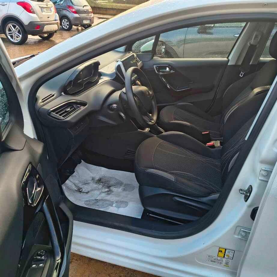Peugeot 208 1.4 HDi 68 CV 5 porte Active