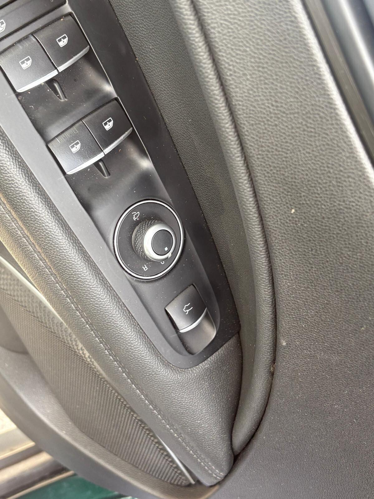 Alfa Romeo Stelvio 2.2 Turbodiesel 180 CV AT8 RWD Executive