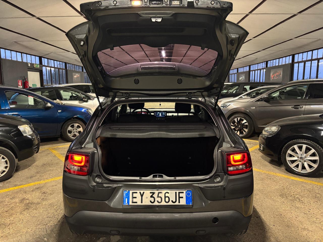 Citroen C4 Cactus 1.6 e-HDi 92CV ETG6 Shine NEOPATENTATO