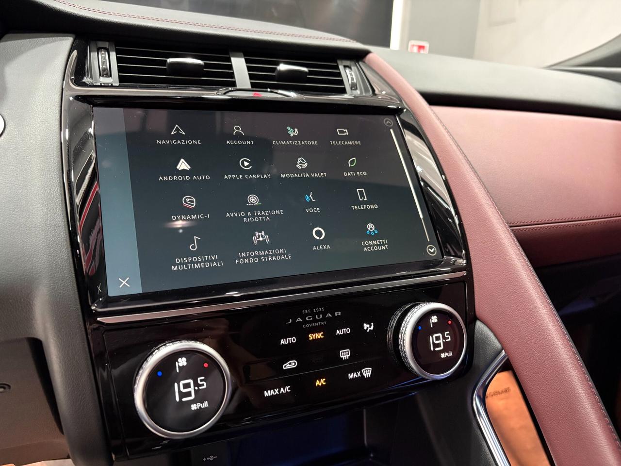 Jaguar E-Pace 2.0 i4 Mhev 200cv AWD auto R-Dynamic HSE ITALIANA