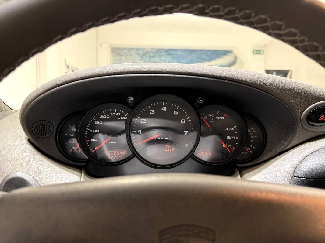 Porsche 911 Carrera 3.4 Carrera coupe TT3 ASI