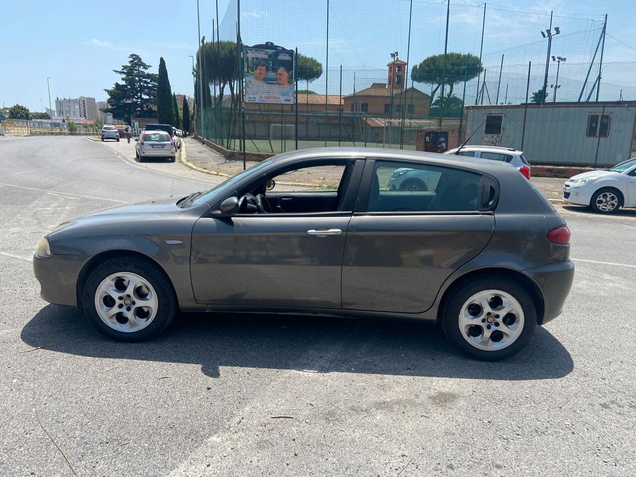 Alfa Romeo 147 1.9 JTD M-JET 16V 5 porte Dist.