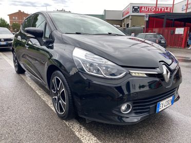 Renault Clio 1.2 75CV 5 porte Live ok neo patentati
