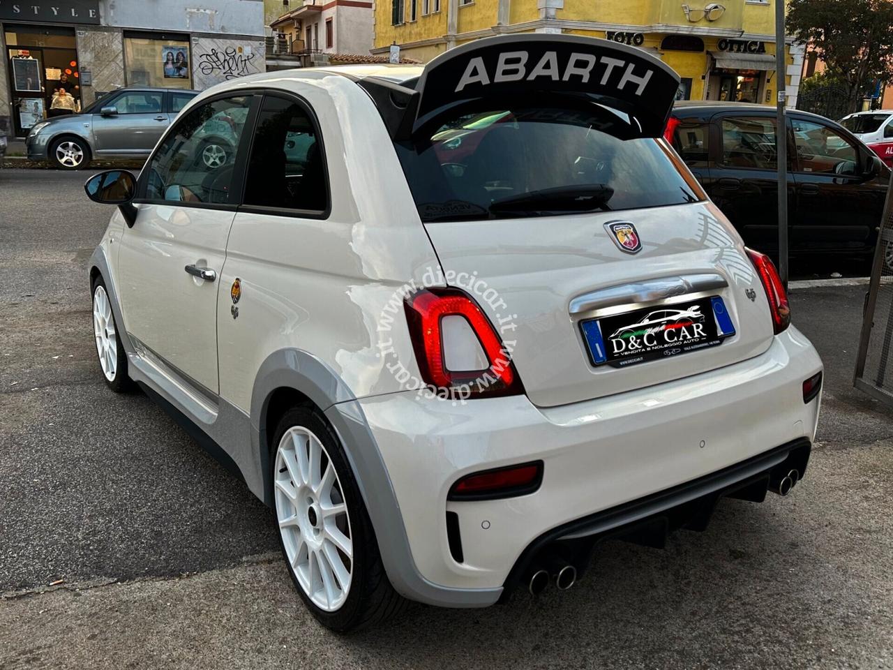 Abarth 695 1.4 Turbo T-Jet 180 CV 70° XENO NAVI SABELT UNIPRO