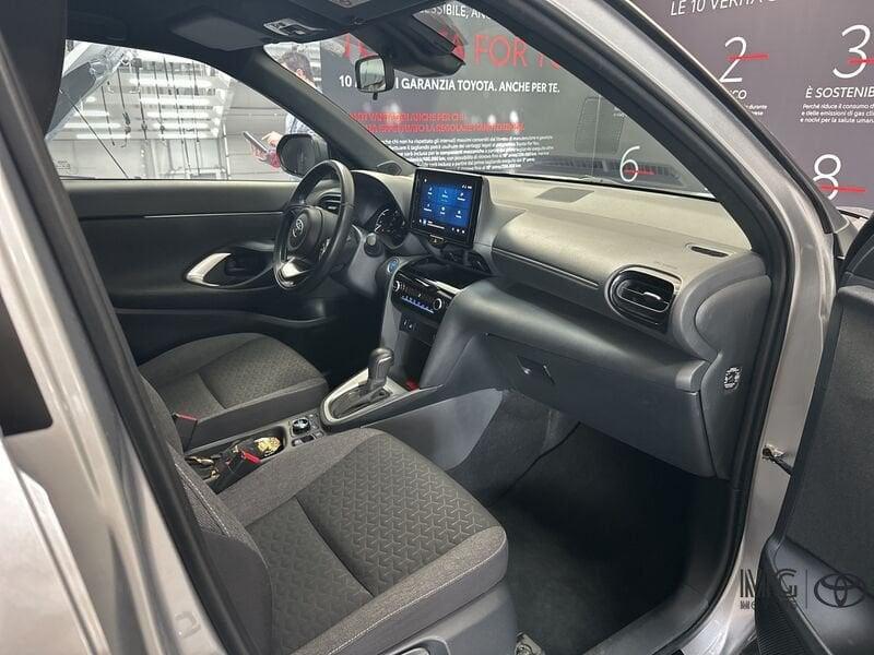 Toyota Yaris Cross 1.5 Hybrid 5p. E-CVT AWD-i Trend