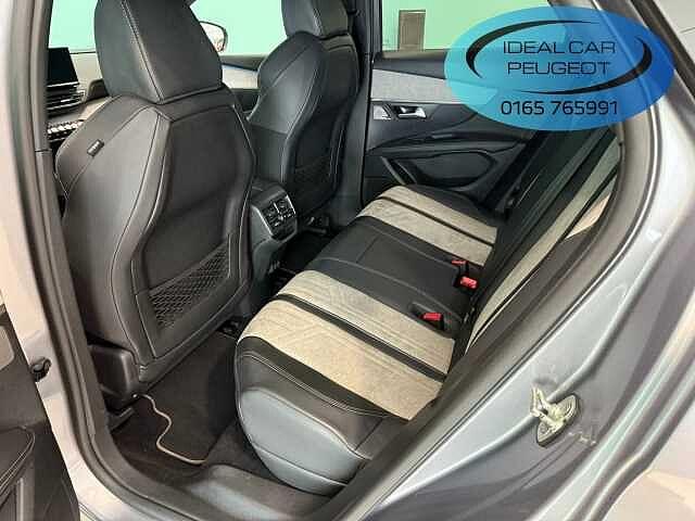Peugeot 3008 Hybrid4 300 e-EAT8 GT Pack
