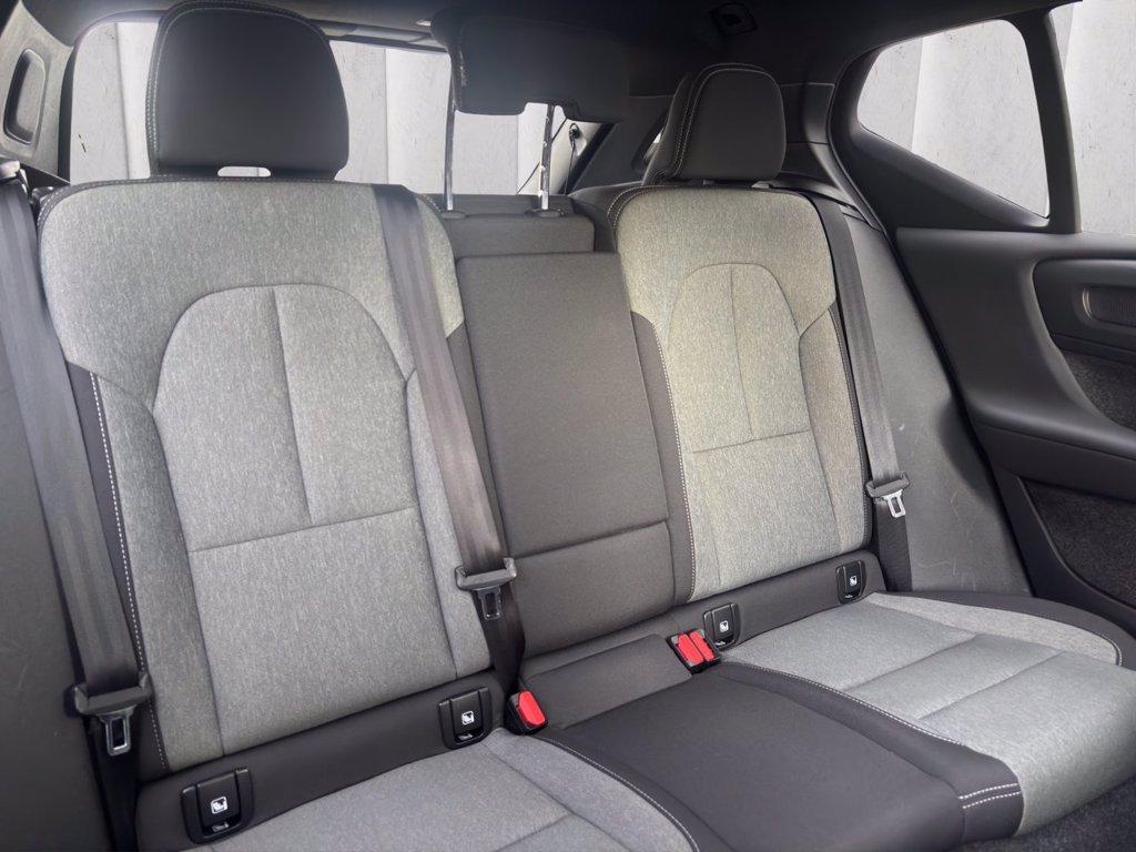 VOLVO XC40 2.0 b3 Core auto del 2025