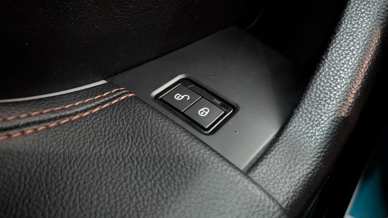 Jaguar F-Pace 2.0 D 180 CV AWD Prestige