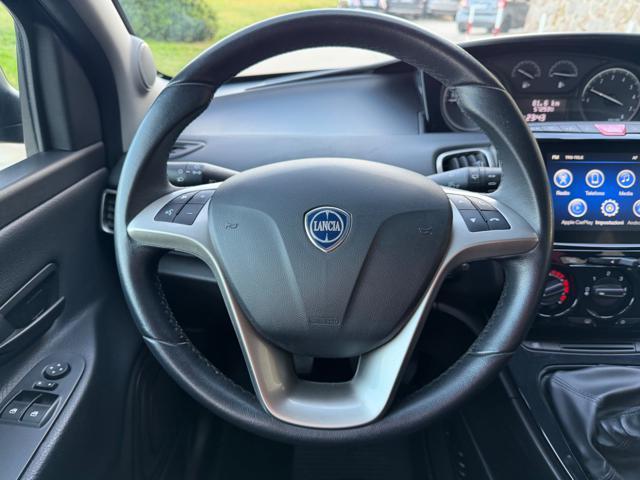 LANCIA Ypsilon HYBRID GOLD+NAVI+SENSORI PARK+5 POSTI