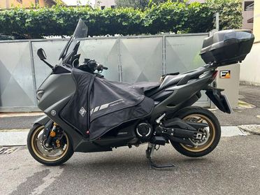 YAMAHA T-Max 560 Tech Max