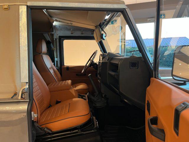 LAND ROVER Defender 90 2.4 TD4 SOFT TOP 122CV RESTOMOD
