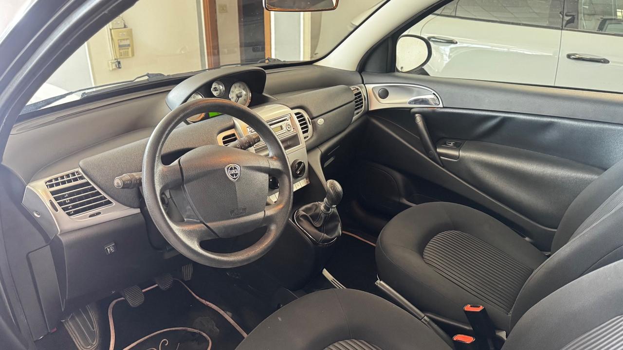 Lancia Ypsilon 1.4 Oro Ecochic GPL