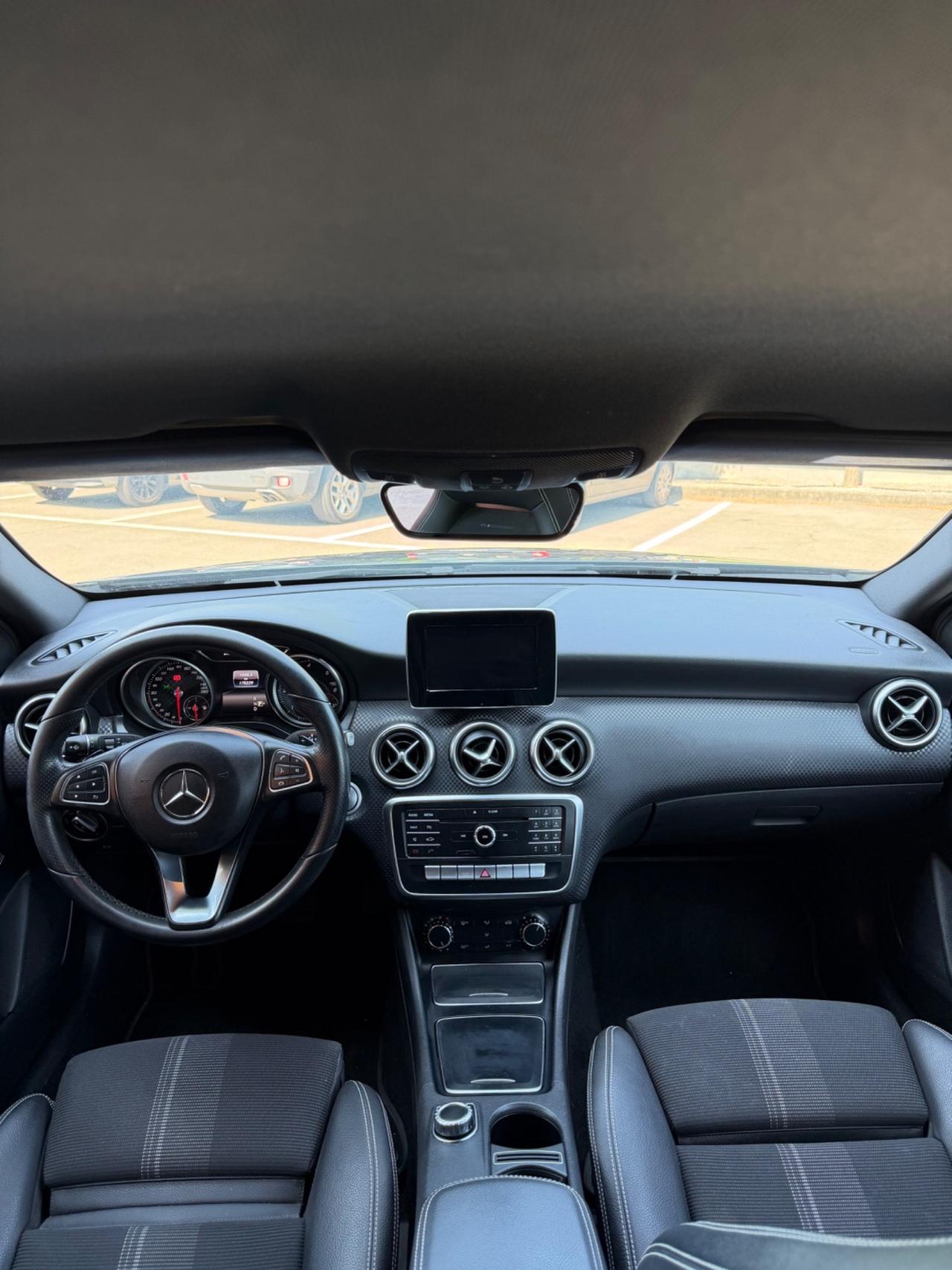 Mercedes-benz A 220 d Automatic 4Matic Sport