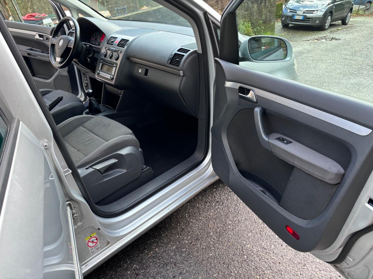 Volkswagen Touran 2.0 TDI 170CV DPF Highline