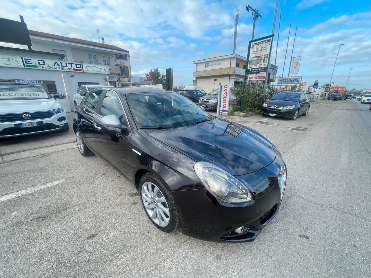 Alfa Romeo Giulietta 1.6 JTDm-2 120 CV Distinctive