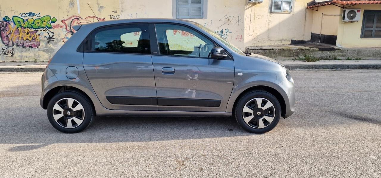 Renault Twingo 1.0 70cv LIMITED SOLI 52.000KM