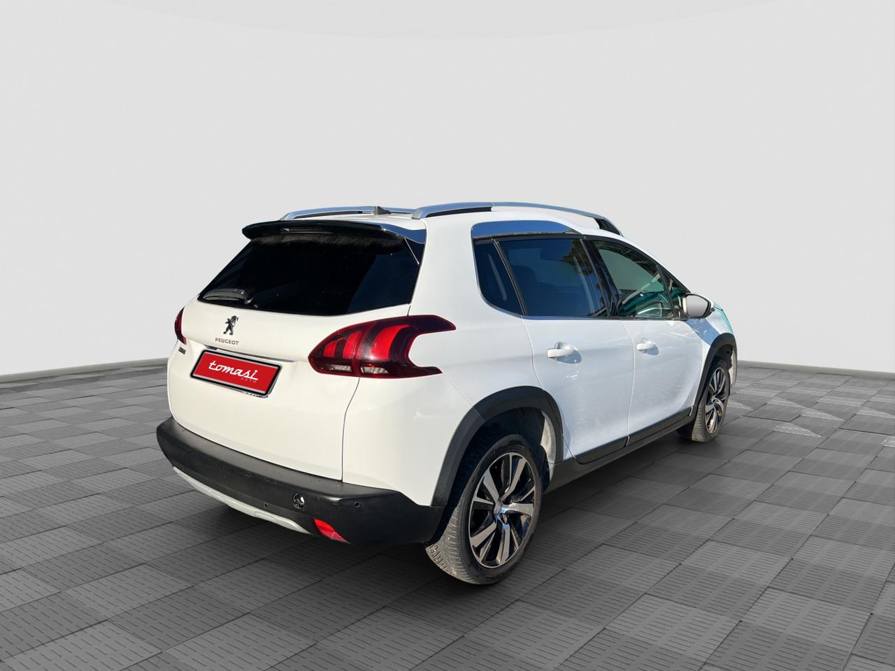 PEUGEOT 2008 BlueHDi 100 Allure