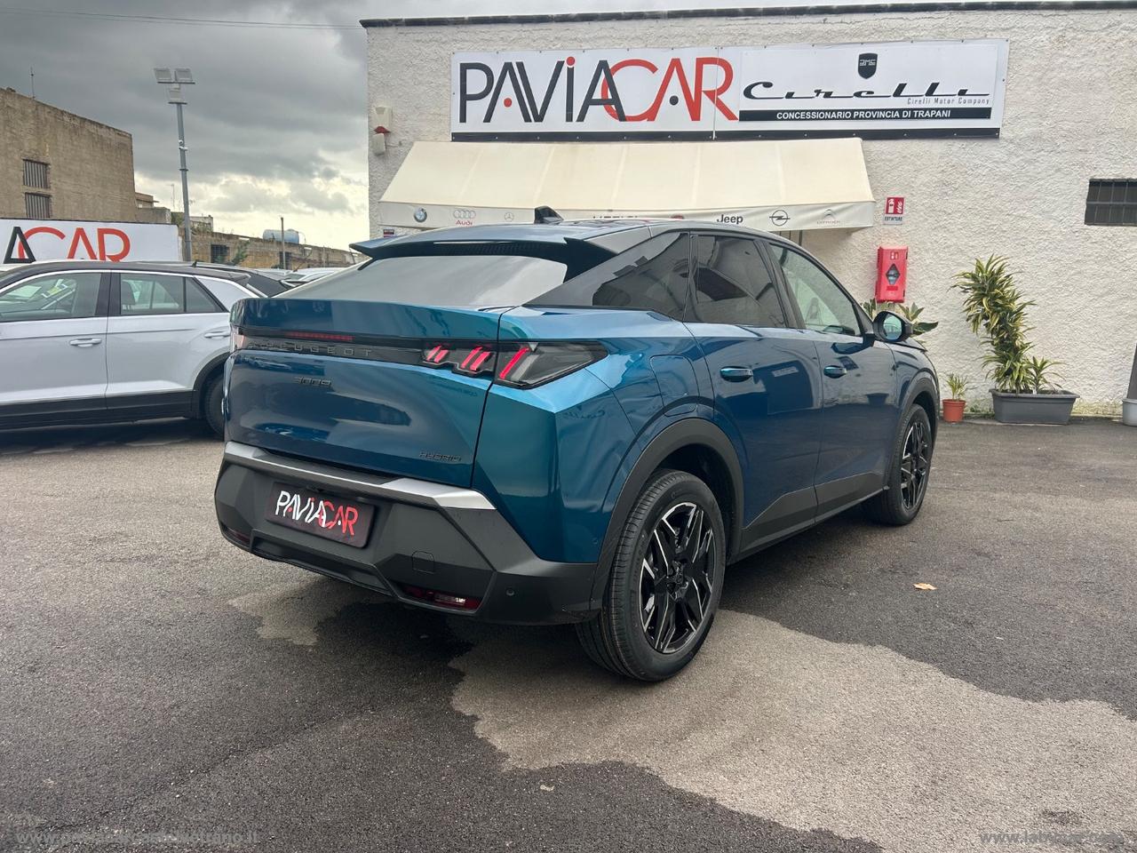 PEUGEOT 3008 Hybrid 145 e-DCS6 Allure KM/0