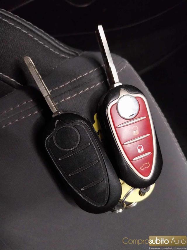 ALFA ROMEO MiTo 0.9 T 105 CV (Garanzia 12 Mesi)