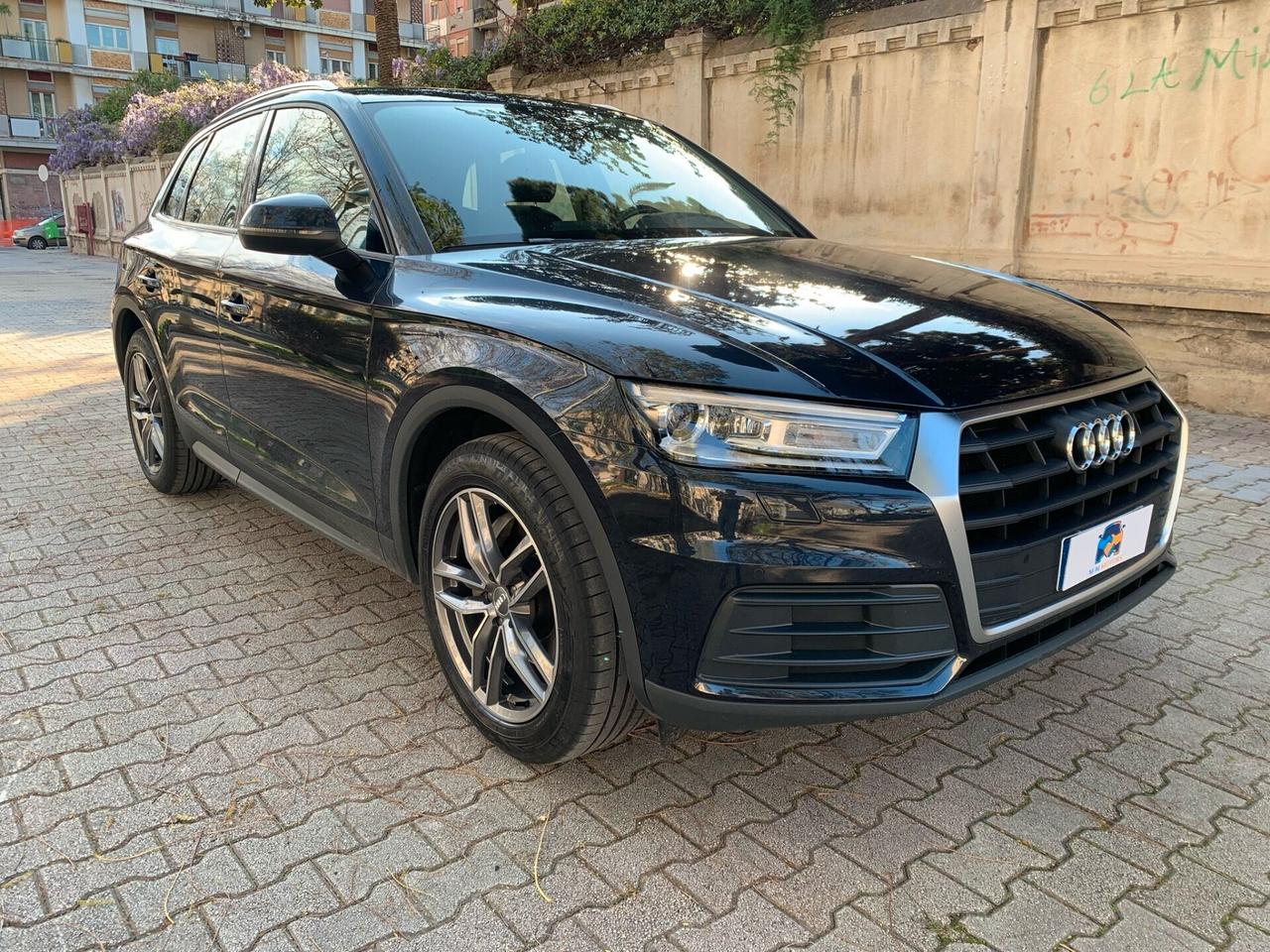 Audi Q5 35 TDI S tronic Business