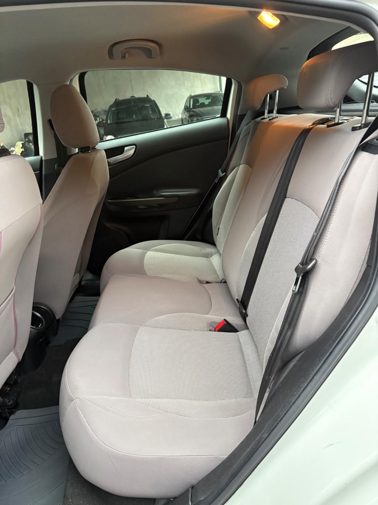 Alfa Romeo Giulietta 1.6 MJT 105cv splendente