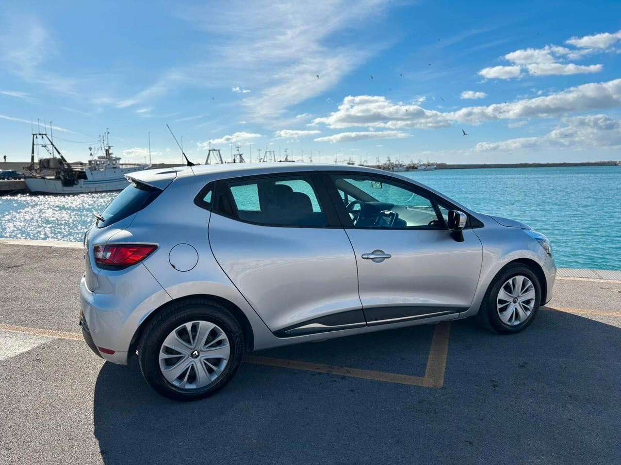 Renault Clio 1.5 dCi 75cv