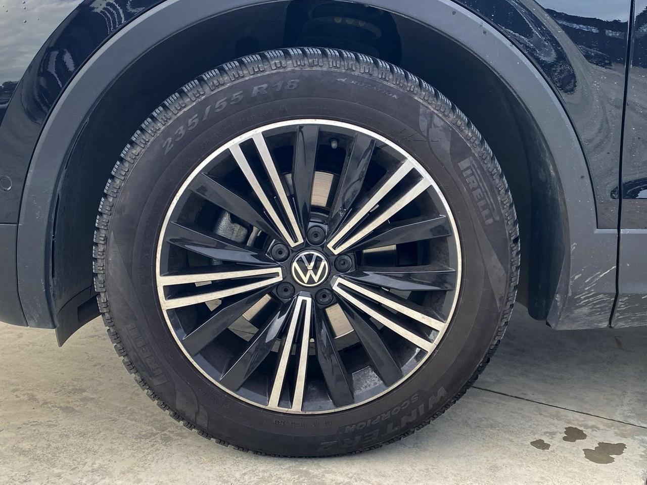 VOLKSWAGEN Tiguan II 2021 - Tiguan 1.5 tsi Elegance 150cv dsg