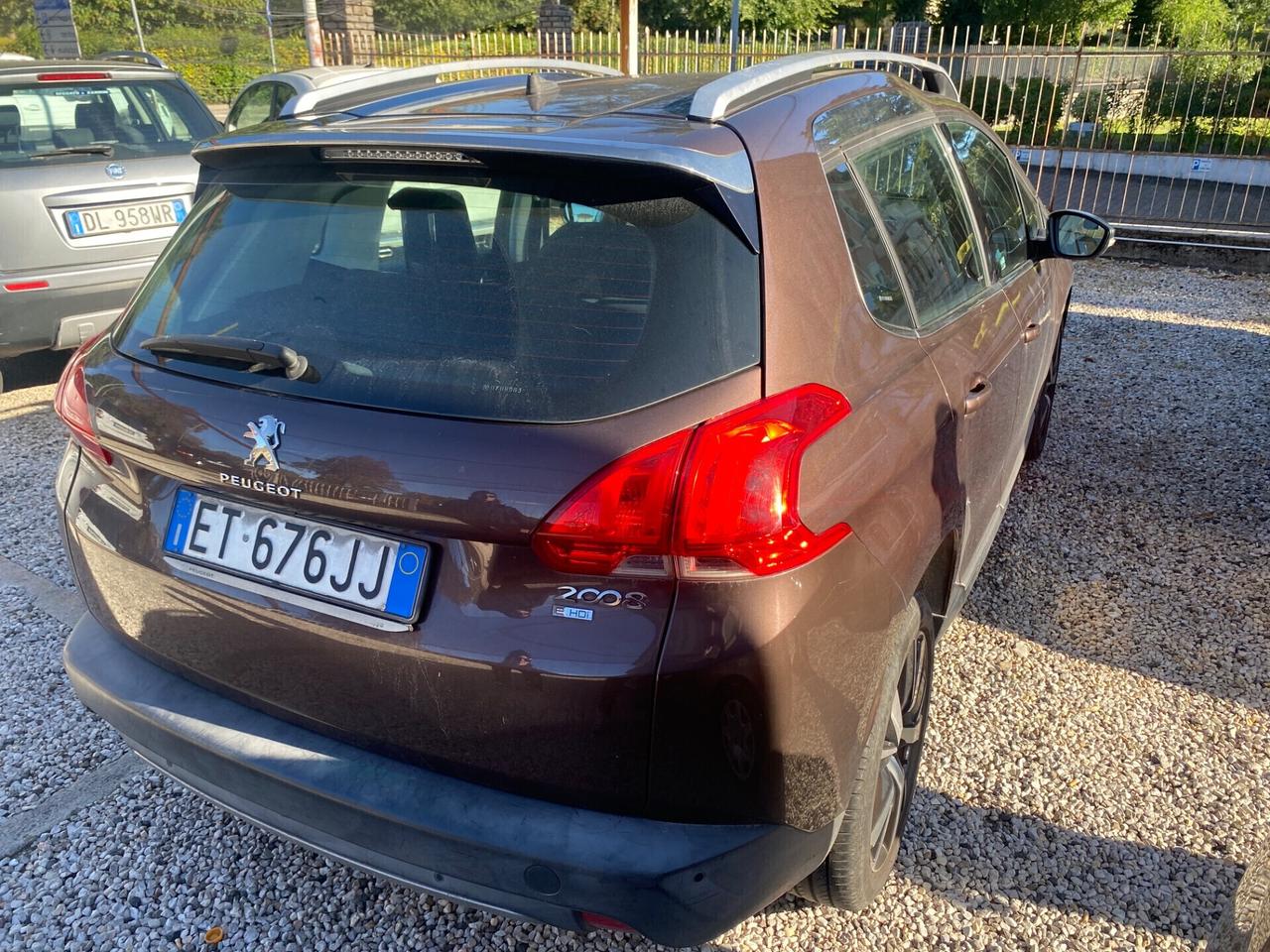 Peugeot 2008 1.6 e-HDi 115 CV Stop&Start Allure