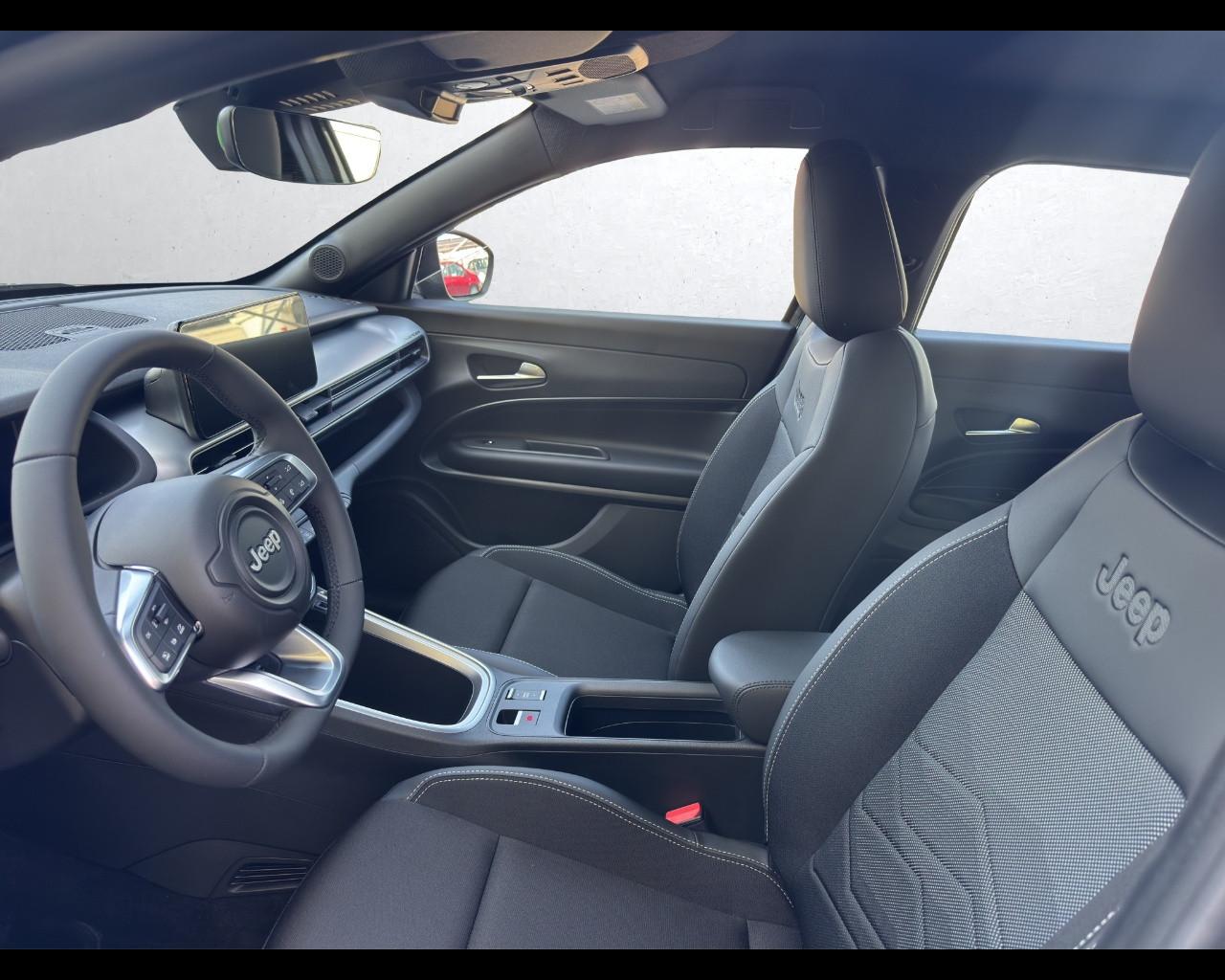 JEEP Avenger - Avenger 1.2 Turbo 110 CV e-Hybrid Altitude