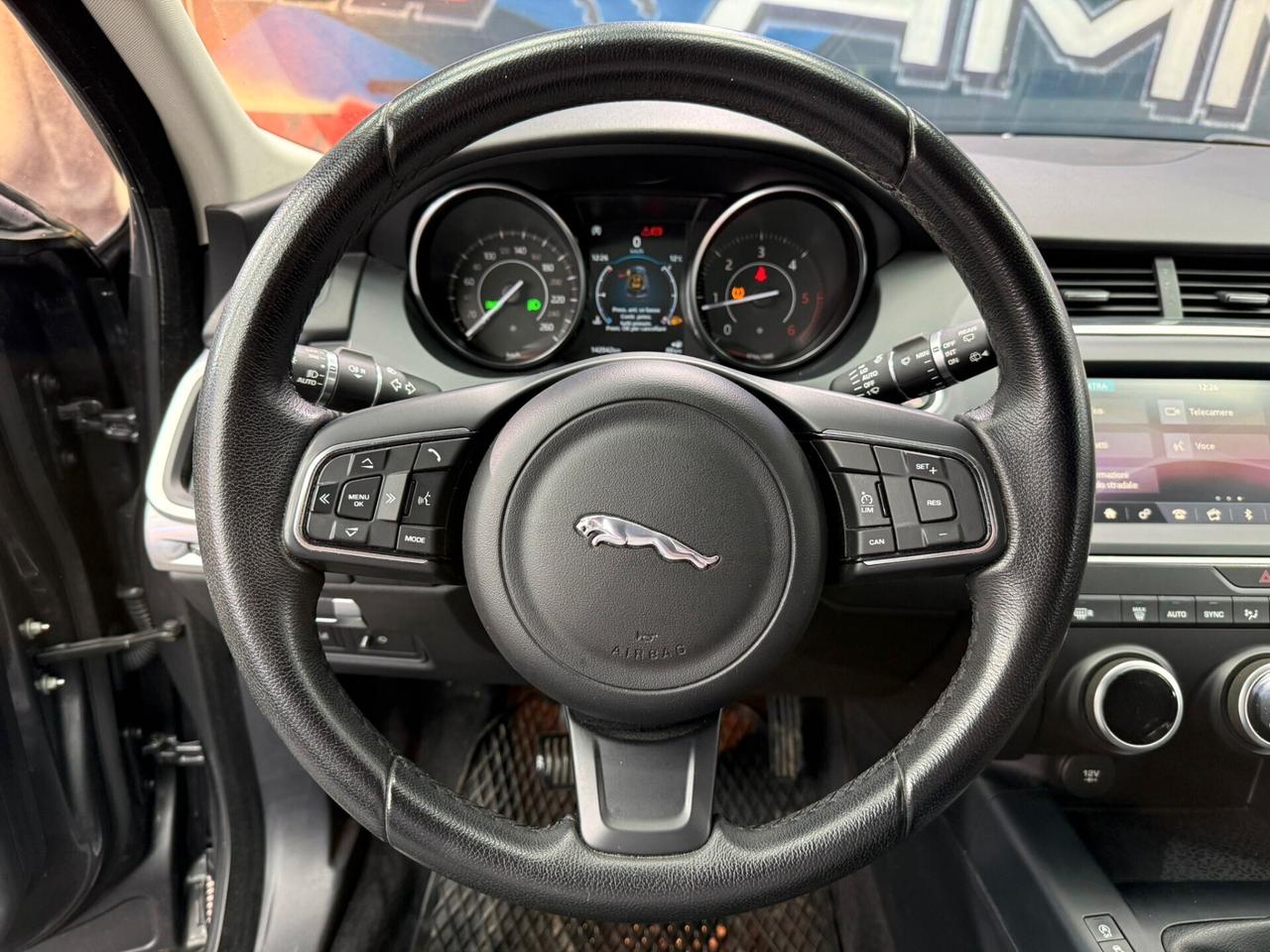 Jaguar E-Pace 2.0D 180 CV AWD aut. SE (697)