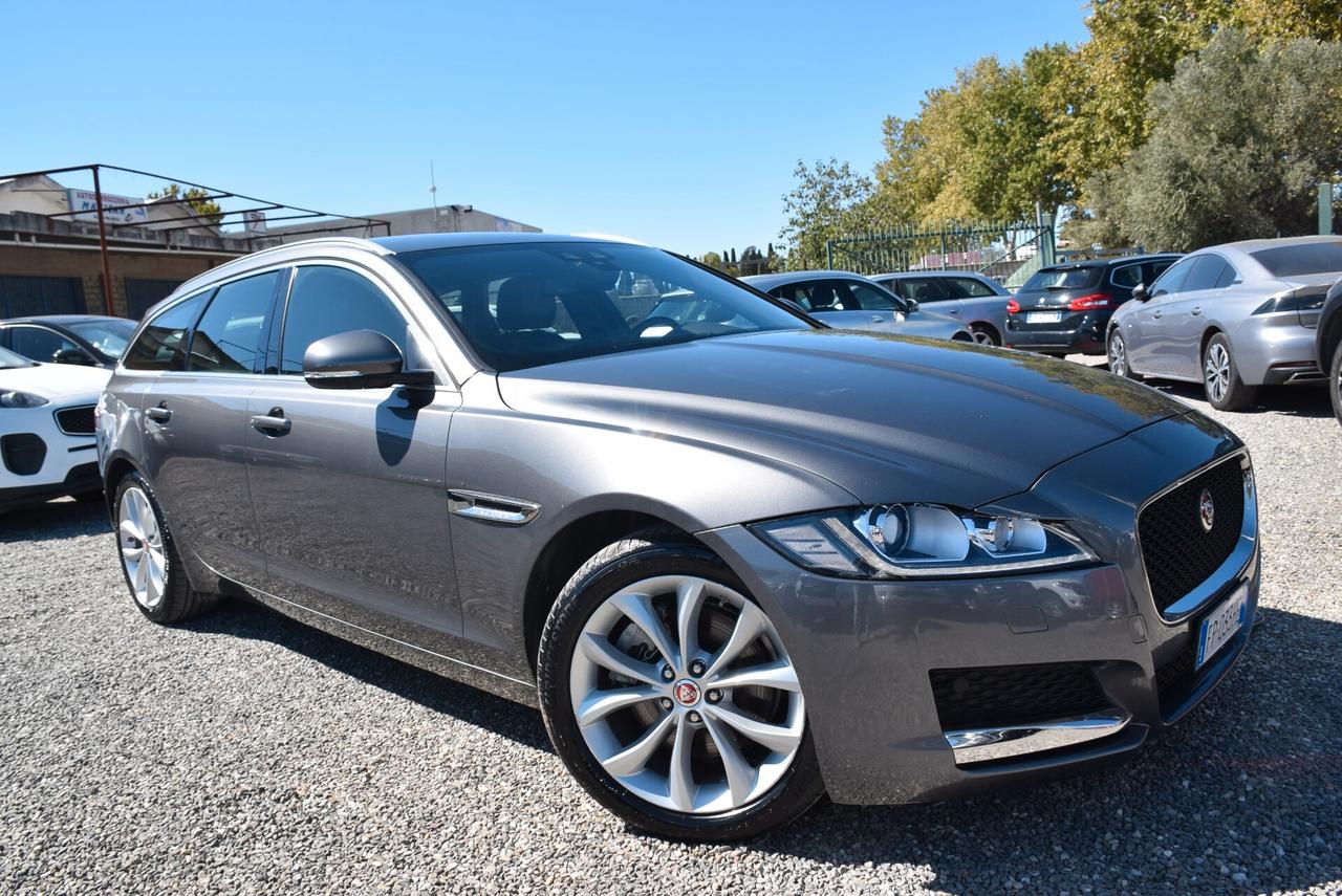 Jaguar XF Sportbrake 4X4 2.0D 180CV AWD automatica Prestige NAVI CRUISE SENSORI CAM PELLE BT