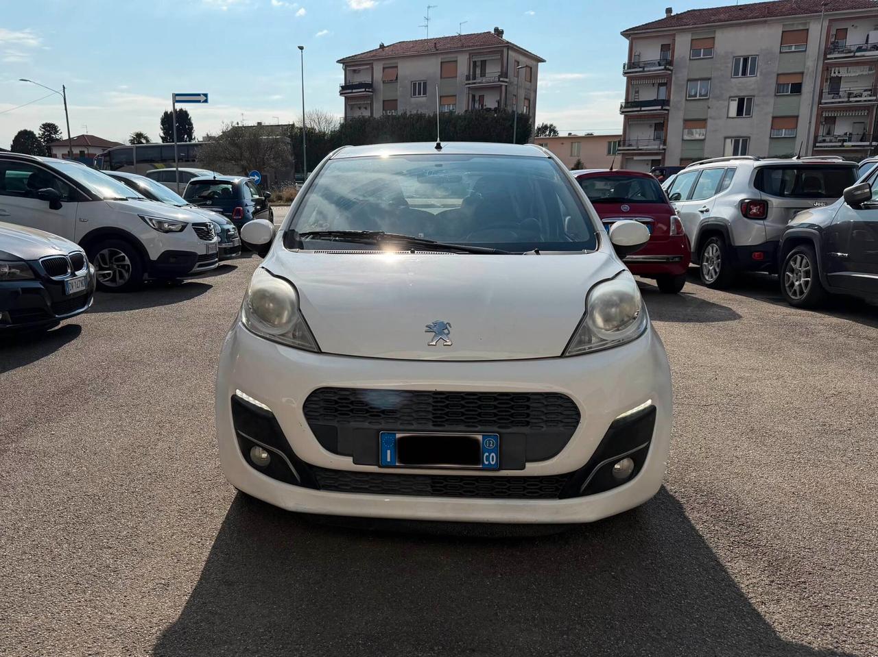 Peugeot 107 1.0 68CV 5p. Urban Move NEOPATENTATI