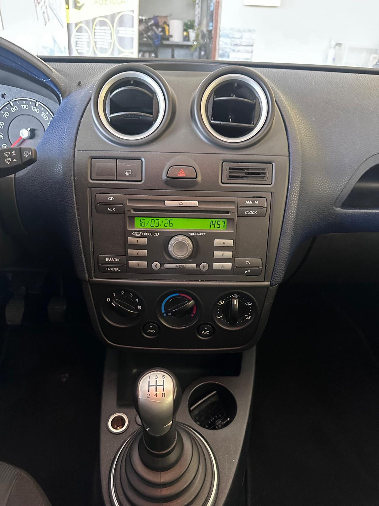 Ford Fiesta 1.2benz. 151.000km