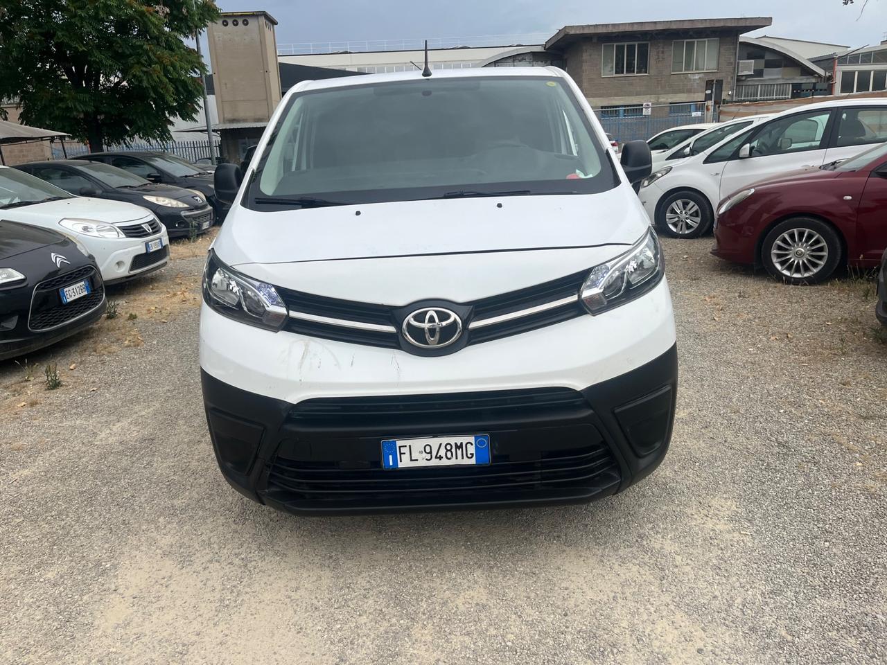 Toyota Proace Proace Verso 1.6D L0 S Comfort