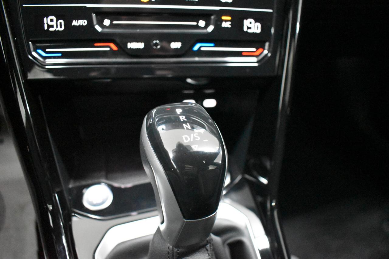 Volkswagen T-Roc 2.0 TDI SCR 150 CV DSG R-Line