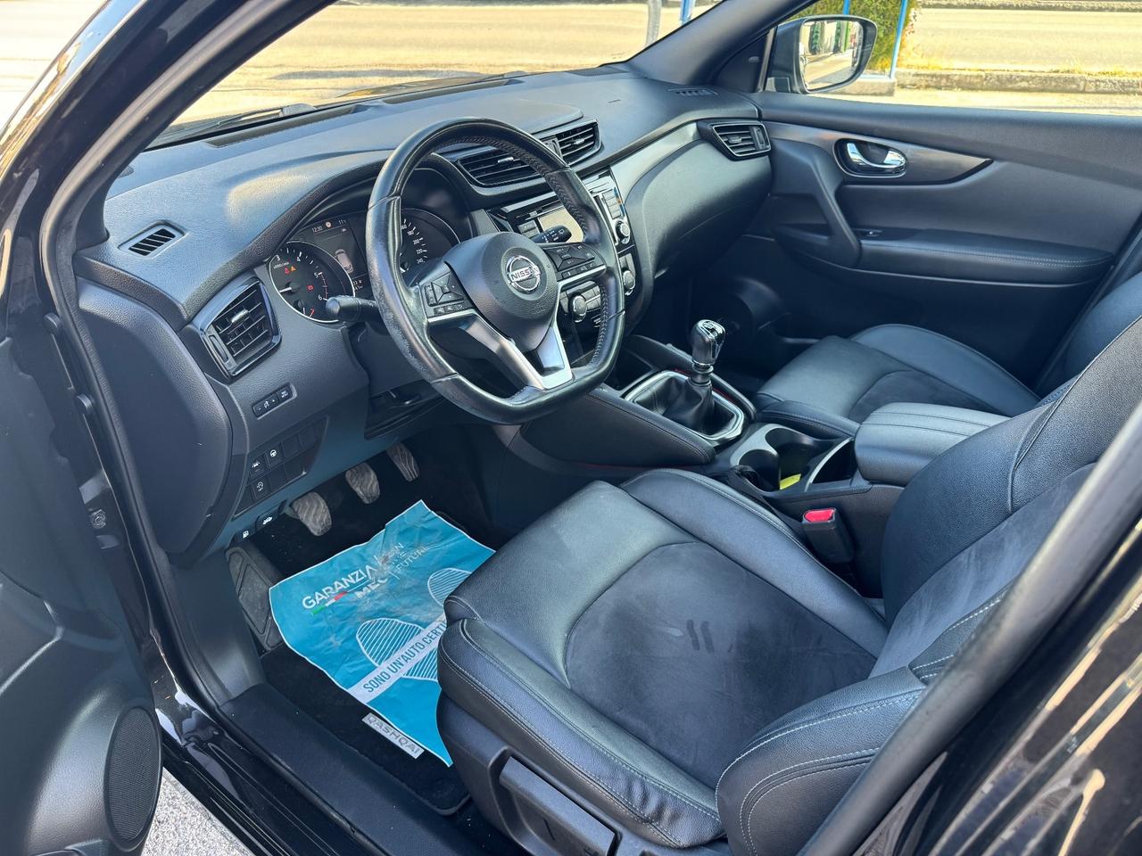 Nissan Qashqai 1.5 dCi N-Tec TETTO panorama