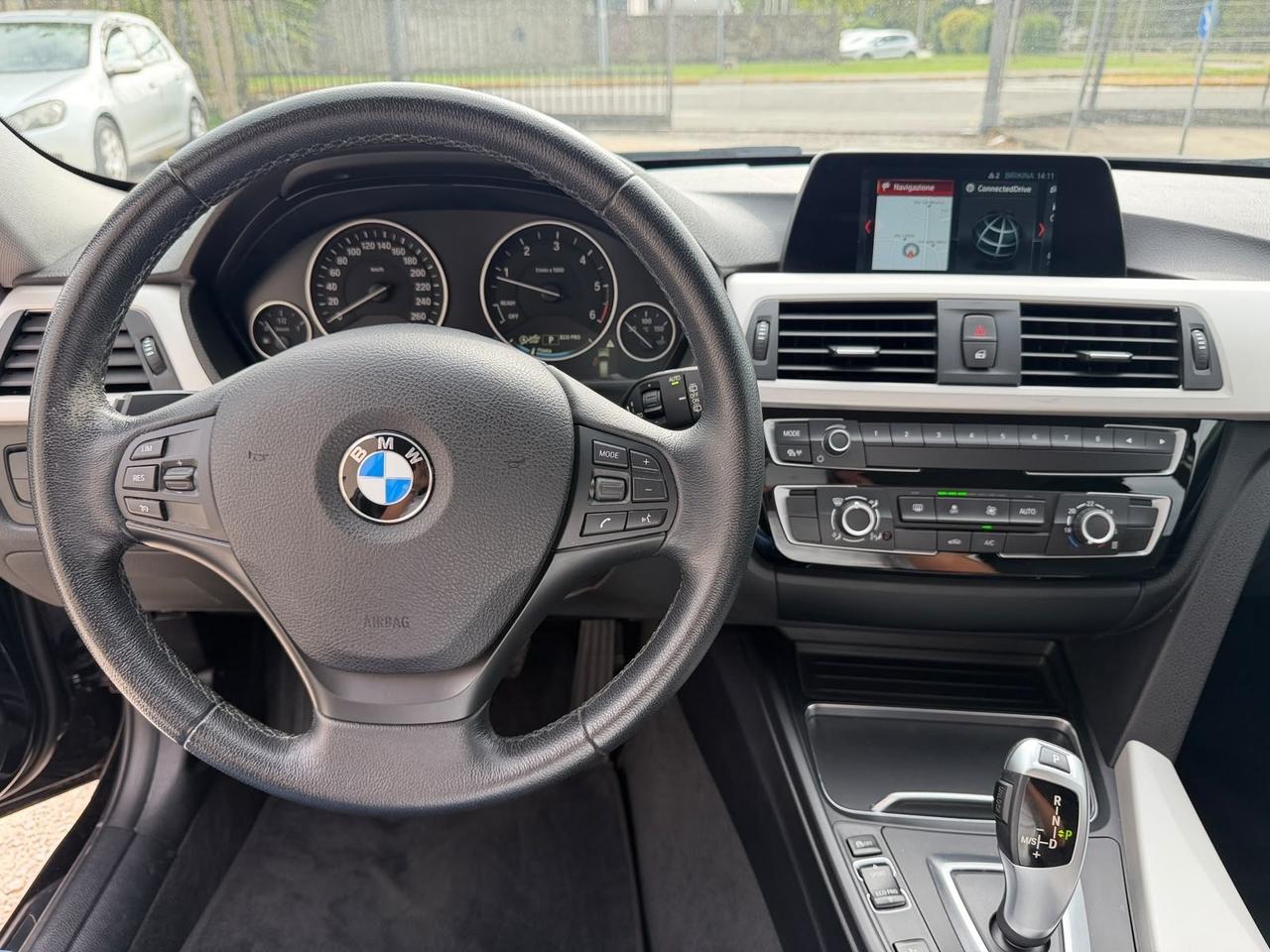 Bmw 318d touring sport restyling navi led euro6d