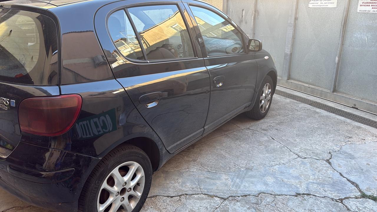 Toyota Yaris 1.4 tdi D-4D cat 5 porte Sol