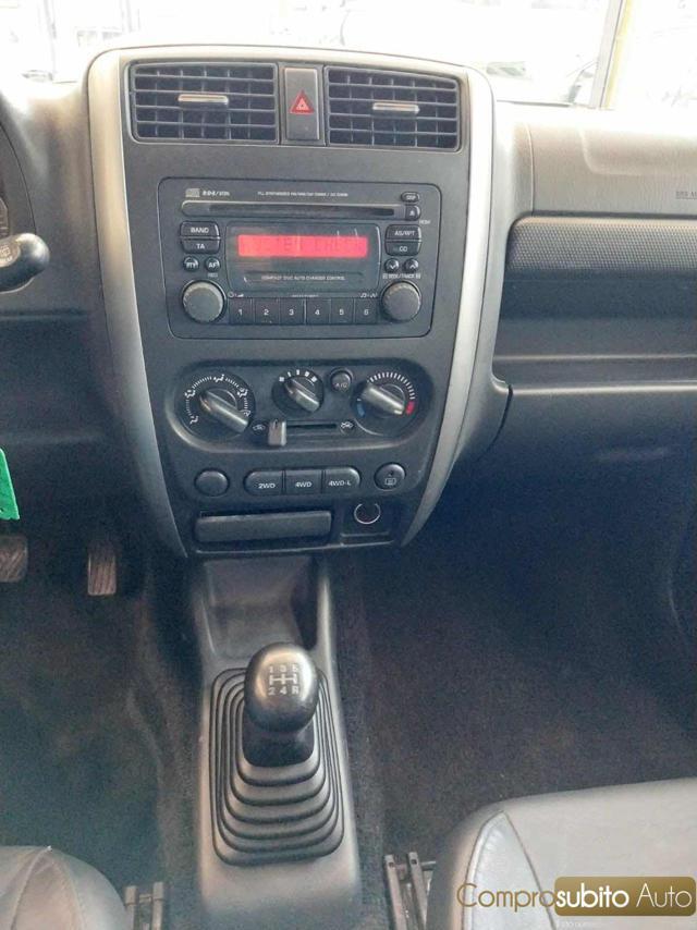SUZUKI Jimny 1.5 DDiS cat 4WD (Garanzia 12 Mesi)