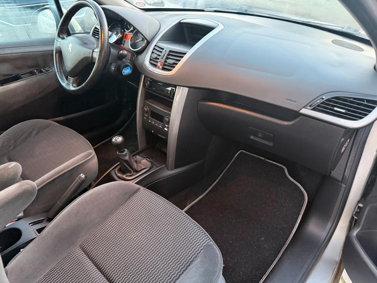 Peugeot 207 1.4 HDi 70CV ONE Line - 2006