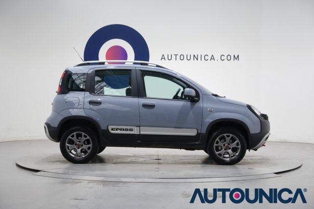 FIAT Panda CROSS 0.9 TWINAIR TURBO S&S 4x4 NEOPATENTATI