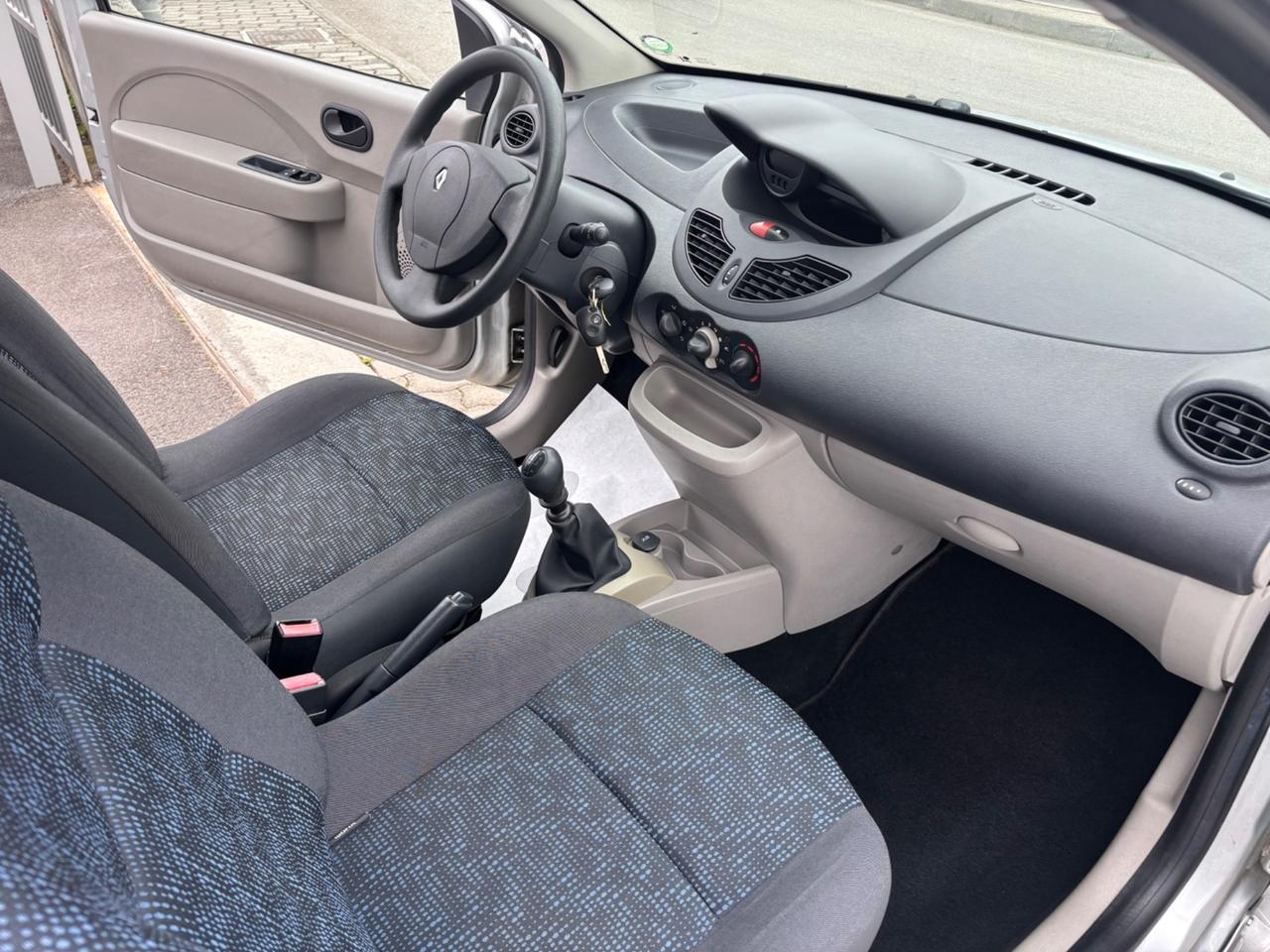 Renault Twingo 1.2 8V Dynamique